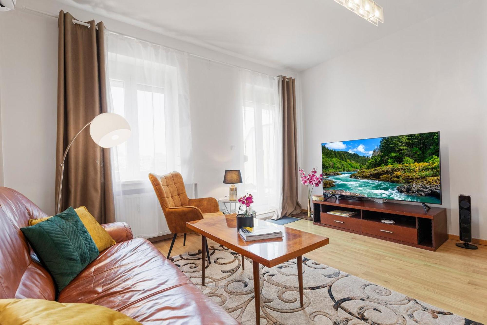 ברטיסלאבה Heart Of The City Center 2 Rooms By Zazi מראה חיצוני תמונה
